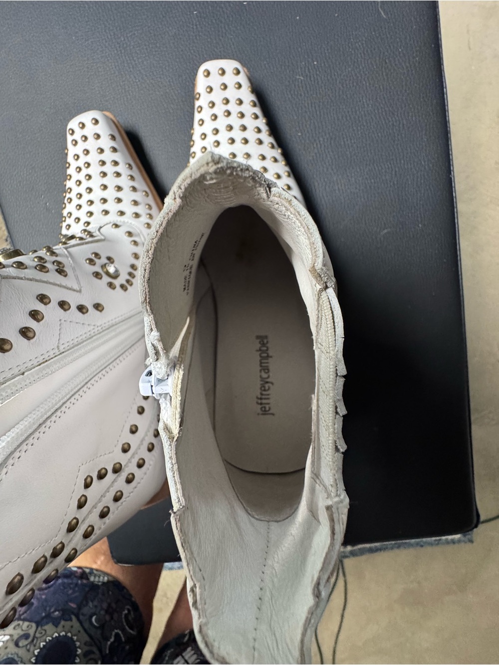 Jeffrey Campbell White Studded Western Ankle Boots - size 9 - Picture 4 of 8